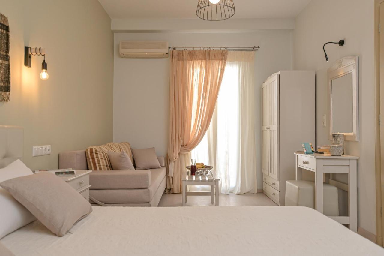 Aparthotel Blue Sky Naxos City Esterno foto