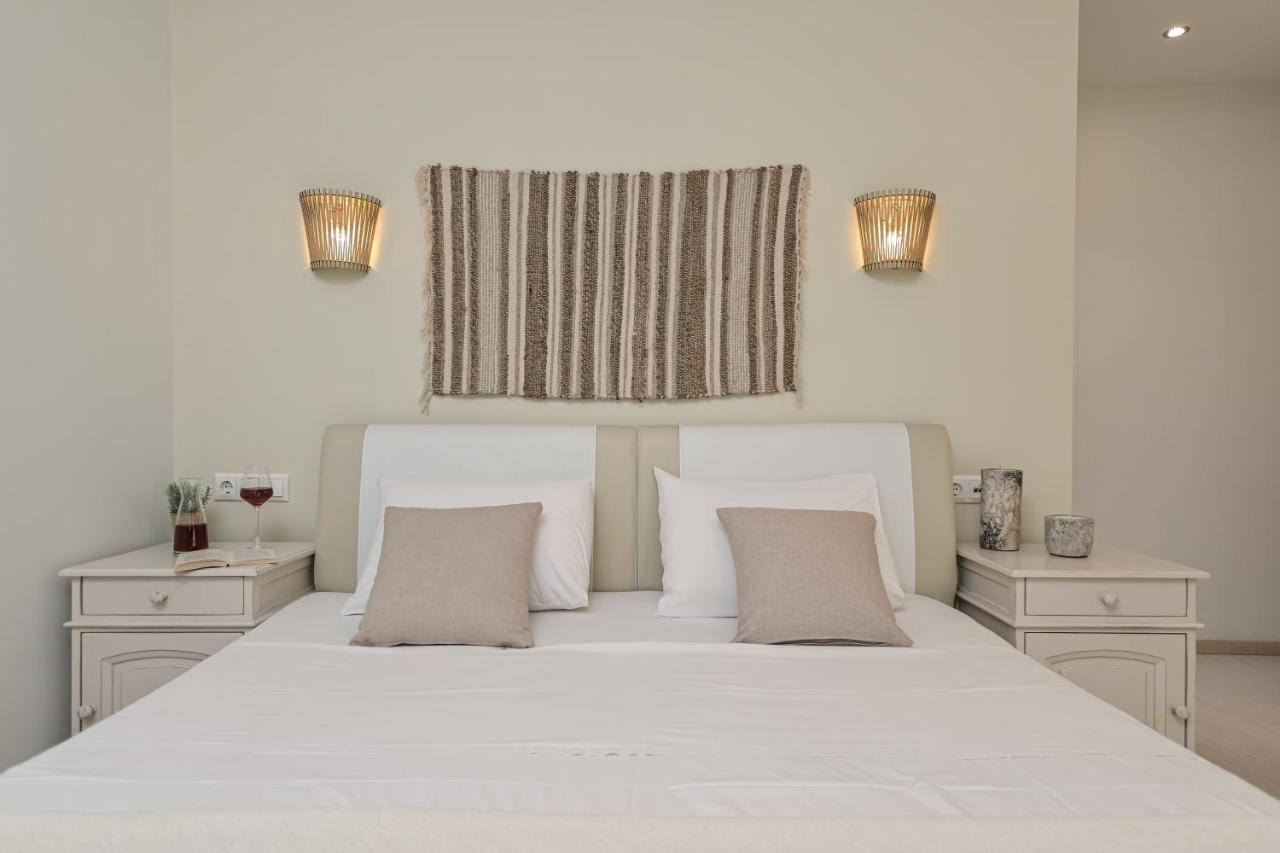 Aparthotel Blue Sky Naxos City Esterno foto