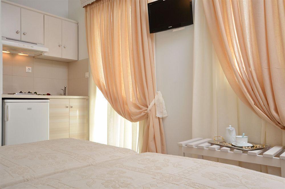 Aparthotel Blue Sky Naxos City Esterno foto